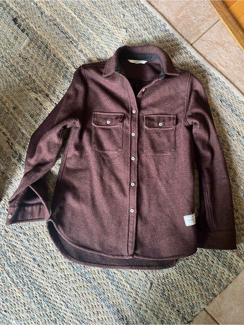 Anian Berlino Wool Women’s Shirt in Mahogany size Medium